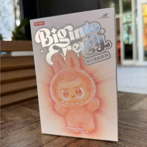 Authentic SECRET Big into Energy Labubu from PopMart-Rare Drawstring bag - Picture 5 of 11